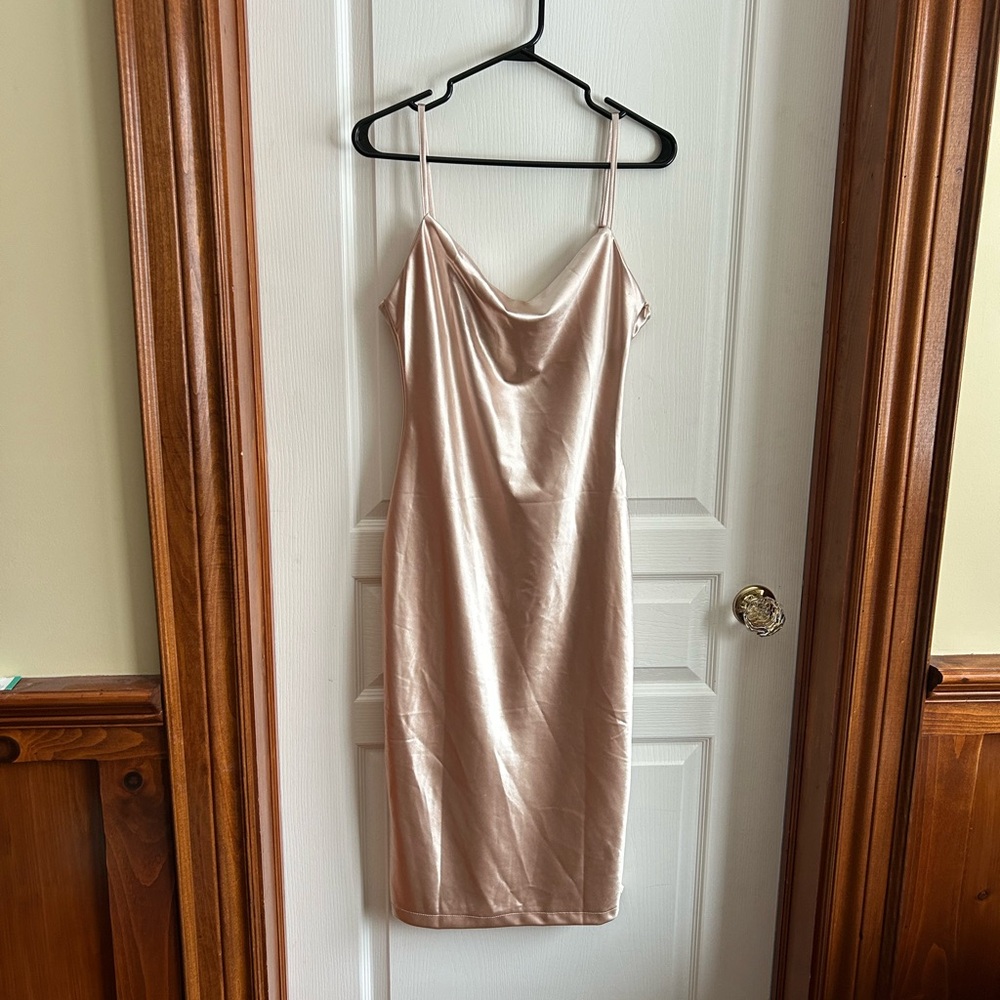 Elegant Satin Midi Dress in Champagne